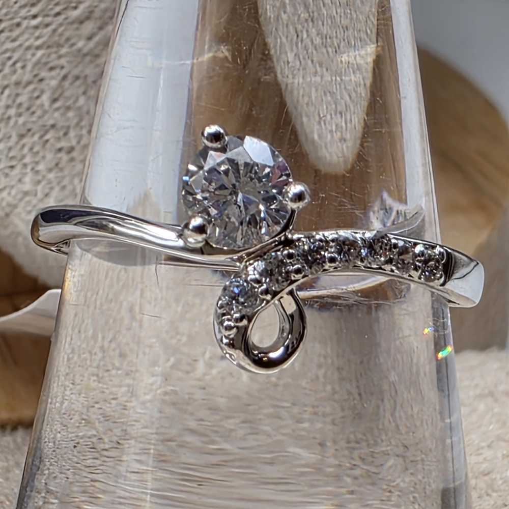 Elegant Silver CZ Ring (1072)